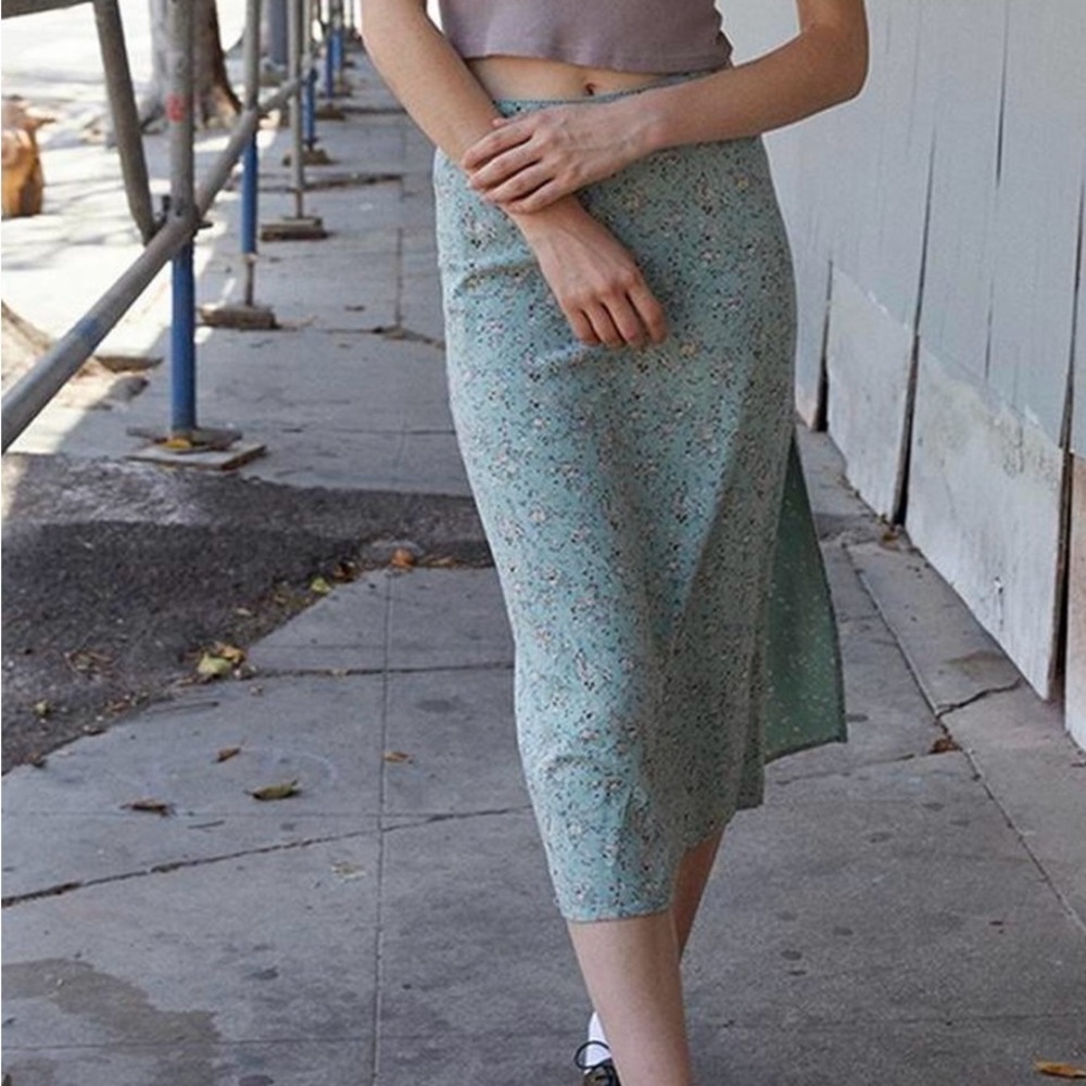 BRANDY MELVILLE PHEOBE MIDI SKIRT